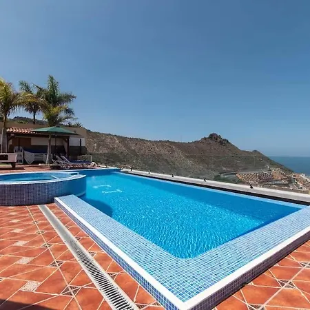 Villa Romantica. Wonderful 4 Bedroom Villa.